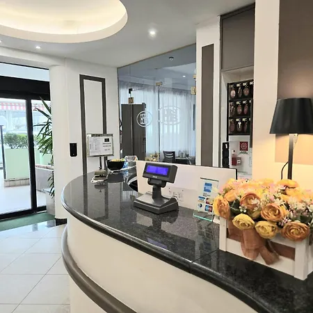 Nuovo Belvedere Otel Rimini