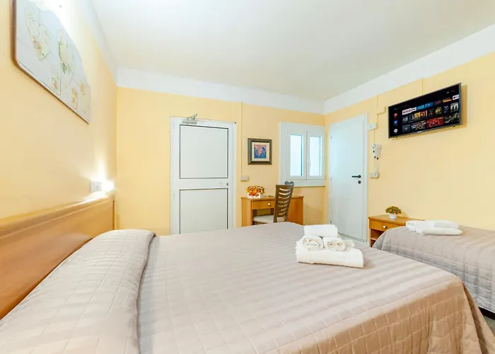 Nuovo Belvedere 3* Римини