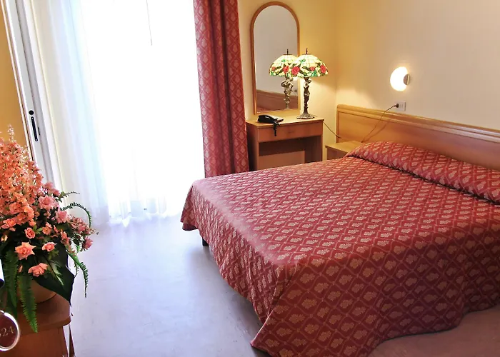 Nuovo Belvedere Отель Римини